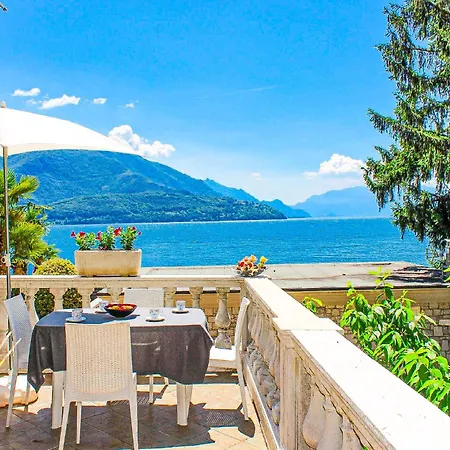 Palazzina Giardinolago Apartment *