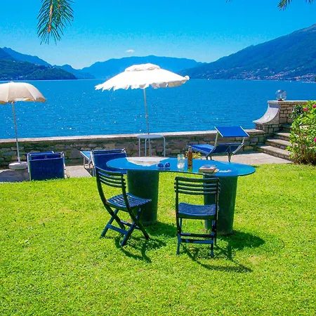Palazzina Giardinolago شقة